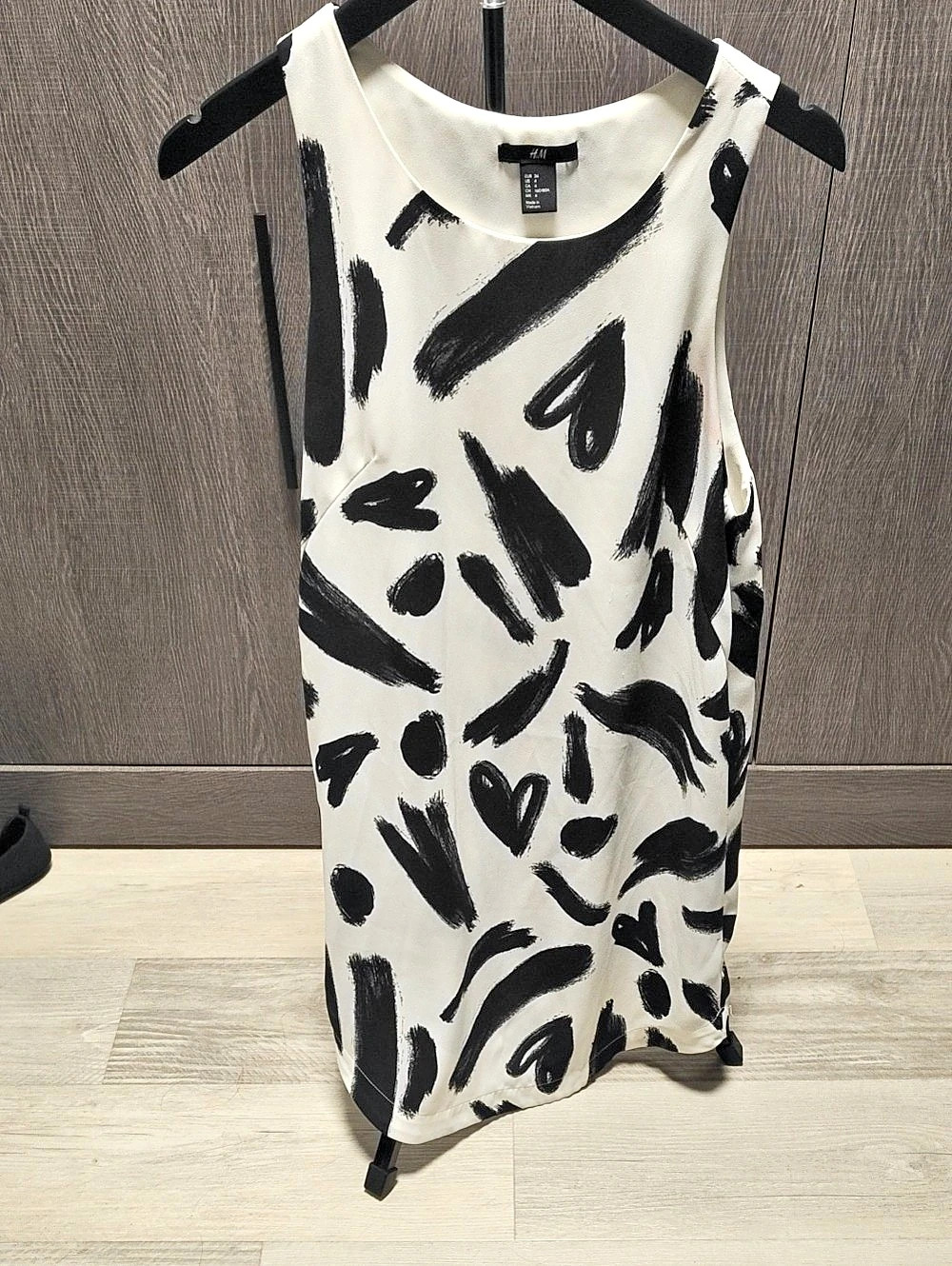H&M Abstract Mini Dress White & Black Size 4